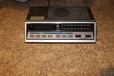 Vintage General Electric GE Electronic Touch Control Alarm Clock Radio 7-4663A picture