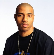 Kenyon Martin Performer Celebrity Television Movie etc Old Photo 2 picture