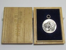 JAPANESE ARMY MANCHURIAN INCIDENT BADGE ww2 medal Manchukuo Japan WAR wwii gun picture