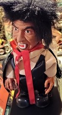 Vintage HALLOWEEN Vampire Dracula Animated Lights Up 11