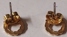 Vtg Christmas Wreath Pierced Earrings - Goldtone Metal - apprx 0.25