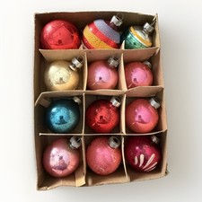 Vintage 1950 Shiny Brite Glass Christmas Ornaments - Boxed Set 12 - Original Box picture