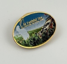 Yellowstone Old Faithful Inn Park Hat Lapel Pin Button Hotel Advertising picture