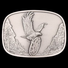 Smith and Wesson Guns American Traditions Eagle 1982 Collectible Belt Buckle picture