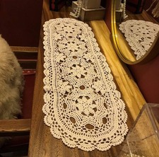 11x39in Vintage Hand Crochet Table Runner Dresser Scarf Oval Lace Doily Wedding picture
