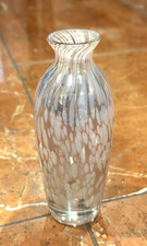 ART GLASS CONFETTI OPALESCENT WHITE IRIDESCENT 5.5
