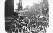 H91/ Marion Indiana RPPC Postcard c1910 Parade Crowd Patriotic Fraternity? 157 picture