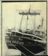 1974 Press Photo Jean LeBourbe, a Soviet Union freighter, docks in Mississippi picture