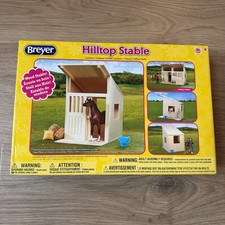 Breyer Hilltop Stable No. 596 Classic 1:12 Scale picture