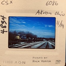 Vintage 35mm Kodachrome Slide CSX Train 6086 Akron Ohio Rick Varga 1986 RR picture