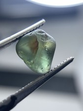 2.15  CRT’s Amazing Facet Grade Green Colour Rough (Teal) Sapphire Piece picture