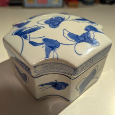 Blue & White Butterfly Floral Porcelain Trinket Box w/ Lid Octagon Felt Bottom picture