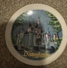 VTG Disneyland Saucier Dish WD productions picture