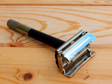 Vintage WILKINSON Sticky  Men's Safety Razor made in England picture