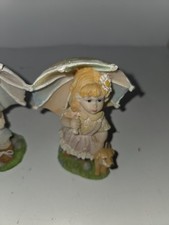 Pair Of Vintage Resin Figurines Children With Umbrellas Sg3 picture