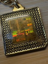 Intel Pentium Processor CPU Keychain - large die - Gorgeous picture