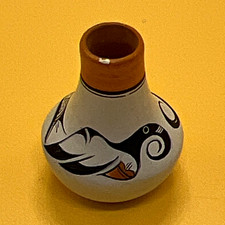 Native American US Pottery Miniature Vase Hand-Painted Bird Design picture