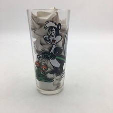 Vintage 1976 Pepsi Collector Series Glass Warner Bros Daffy Duck and Pepe Le Pew picture