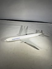 Continental Airlines Boeing 777-200 N27015 I believe parts only AL picture