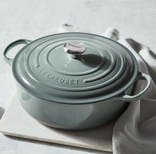 Williams Sonoma Le Creuset Signature Enameled Cast Iron Round Wide Dutch 3.5-Qt picture