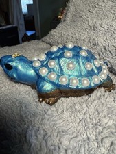 A Elegant Turtle Figuring picture