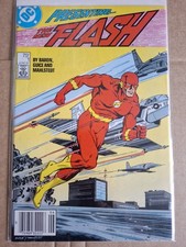 Huge Lot Of 68 Flash #1-34 36-49 52-60 94 99 100 145 146 Annual 1-4 6 More picture