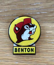 Buc-ee's Souvenir Magnet - Benton, Arkansas  Sign - Yellow 2 x 2.5 in- Brand New picture