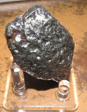 LG 192 GM  CAMPO DEL CIELO METEORITE  A  GRADE .42 LBS STAND CLEANED picture
