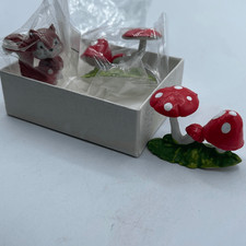 Vintage Hong Kong Fairy Garden mushrooms & Squirrel. New picture