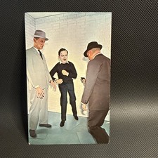 Florida FL St Petersburg Beach Lee Oswald Chamber of Horrors Postcard Old View picture