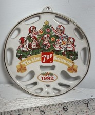 vtg 1982 Ceramic Ornament 7-Up 