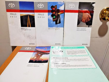 2014 Toyota Prius Owners Manual Set picture