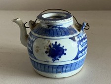 Antique Chinese blue and white porcelain tea pot late 19 century Qing. picture