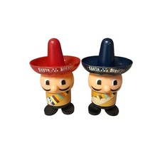 Vintage South of the Border Sombreros Souvenir Salt and Pepper Shakers Hong Kong picture