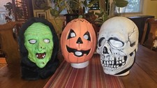 Halloween 3 Season of the Witch Mask Set Trick or Treat Studio Silver Shamrock picture