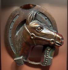 Vtg Metal Copper? Western Horse Head in Horseshoe Paperweight Wall Plaque 2x2.5