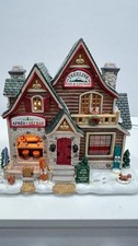 Lemax “Treeline Bar & Lounge” Vail Village Series 45712 Retired RARE & NEW  picture