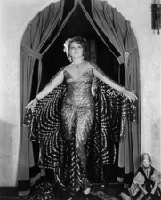Early Film Favorite CLARA BOW Photo   (218-F) picture