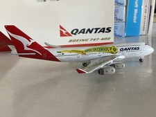 Gemini Jets Qantas Airways Boeing 747-400 1:400 VH-OJS GJQFA962 Socceroos picture