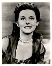 LD379 1960 Orig Photo HELEN WESTCOTT ELEGANT PEARL NECKELACE 