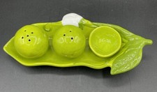 Anthropologie Farmstand Pea Pod Salt And Pepper Shakers Green 4 PC Set New picture