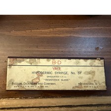Vintage B-D Yale Hypodermic Syringe No. 5Y Glass Syringe Kit Box Medical Antique picture
