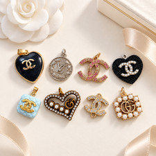 CC Chanel Zipper Pull Charm Heart Gold Stamped buttons rhinestones logo pearl picture