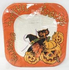 ANTIQUE HALLOWEEN PAPER  PLATES REED'S 6 PC UNUSED  - 1940'S WITCHES GOBLINS picture