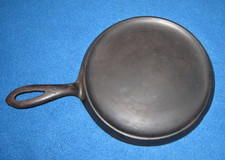 NICE GRISWOLD LARGE BLOCK #7 GRISWOLD 