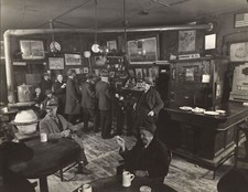 1937 McSorley's Old Ale House NYC Bar Scene 8.5