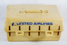 United Airlines Vintage Pet Carrier, UA Pet Airplane Carry Cage Kennel Aviation picture