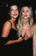 BEAUTIFUL SANDRA BULLOCK & JENNIFER ANNISTON 8X10 PHOTO picture