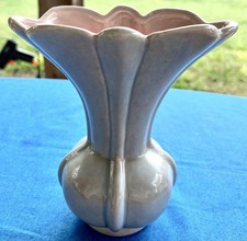 Vtg 1940's CONDER E-49 USA Light Blueish Gray Fan Vase W/Pink Interior Glazed picture