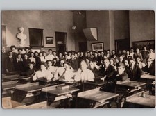 c1910 School Classroom Students Interior Abraham Lincoln Bust RPPC Real Photo picture